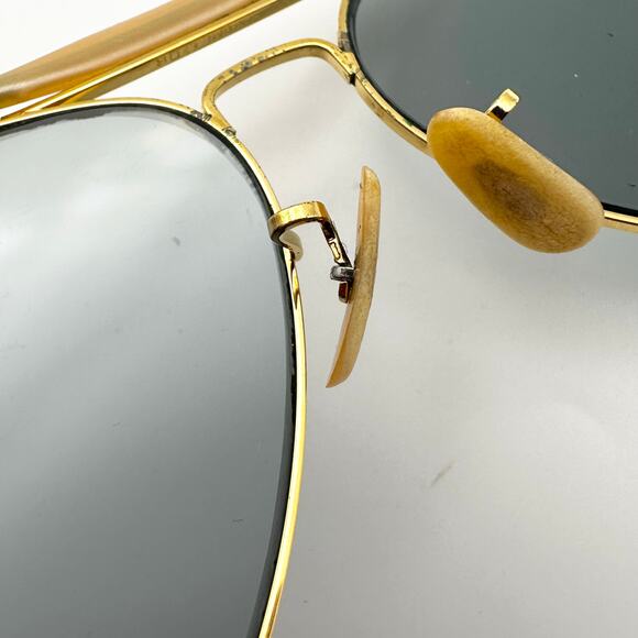 Vintage Ray Ban Bausch & Lomb 62mm Gold Frame Grey Lens Sunglasses Plus Case - Picture 12 of 13